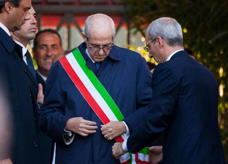 “Con Tronca Renzi svende Roma”. Contro il commissario l’ira M5S “Con Tronca Renzi svende Roma”. Contro il commissario l’ira M5S