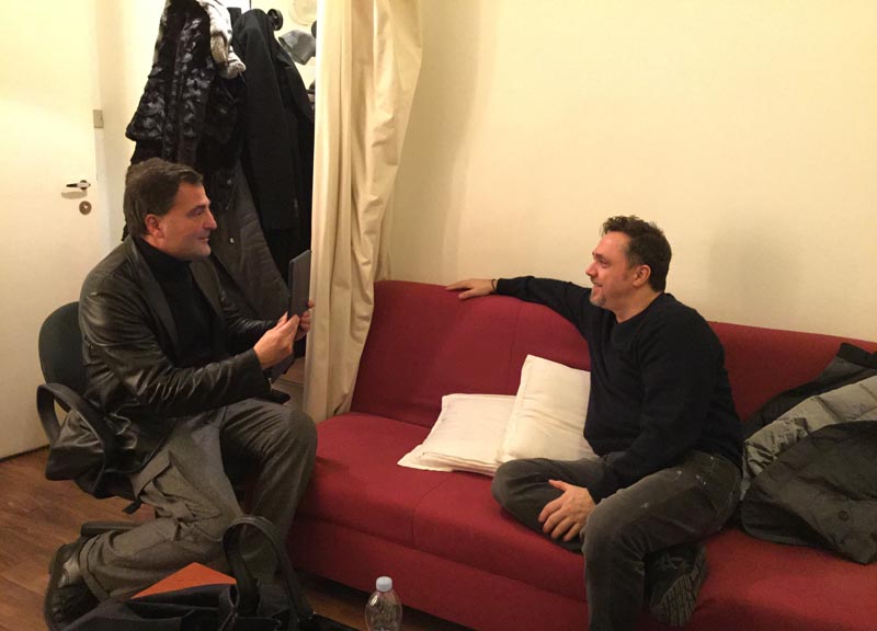 Gabriele Cirilli mattatore in teatro: Gigi Proietti il mio maestro Gabriele Cirilli mattatore in teatro: Gigi Proietti il mio maestro