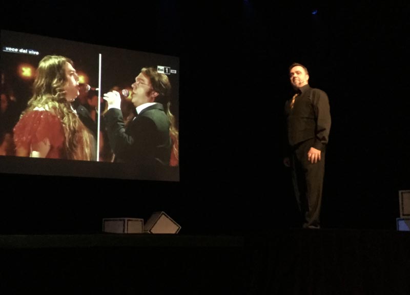 Gabriele Cirilli mattatore in teatro: Gigi Proietti il mio maestro Gabriele Cirilli mattatore in teatro: Gigi Proietti il mio maestro