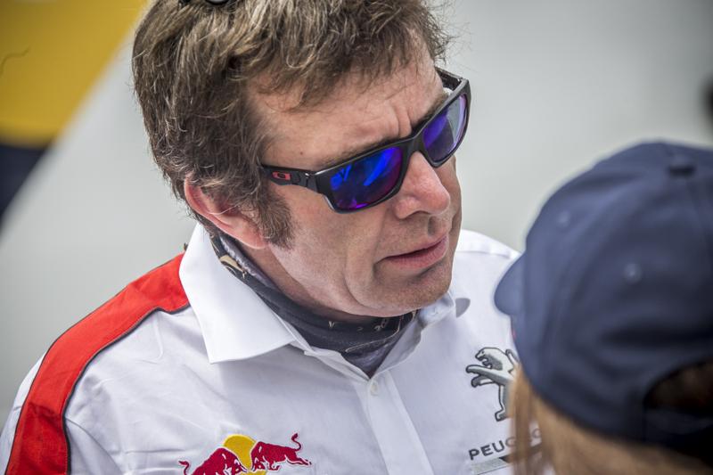 Dakar 2016 : il Team Peugeot Total occupa le prime tre posizioni nella classifica generale