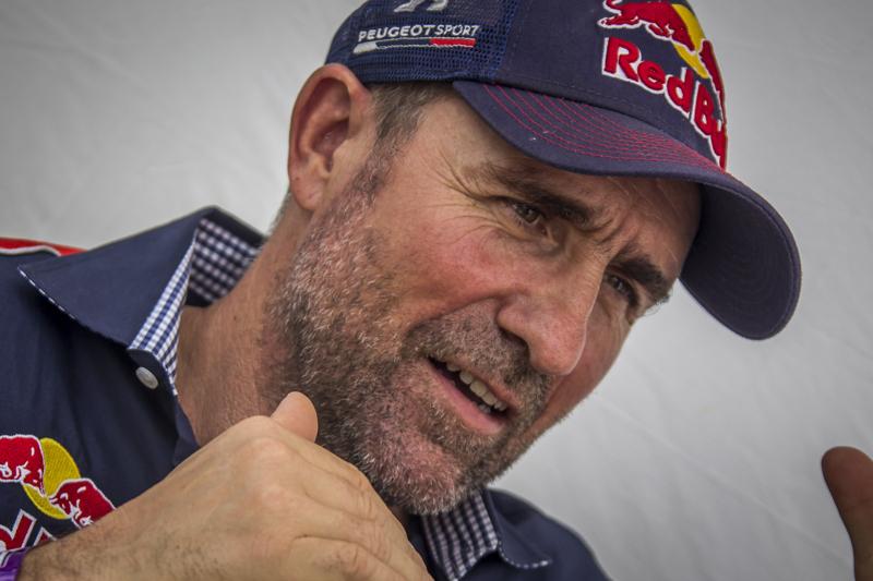 Dakar 2016 : il Team Peugeot Total occupa le prime tre posizioni nella classifica generale