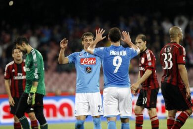 Napoli vince nel calcio, ma la città è piena di problemi
