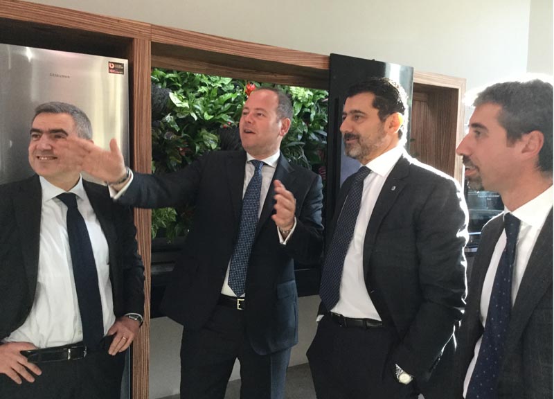 Galleria foto 'Samsung partner tecnologico di MSC' - foto 1