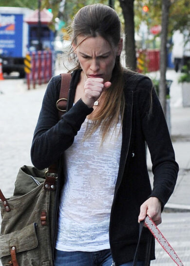 Due volte all’anno per un mese. La tosse nemico numero uno degli italiani