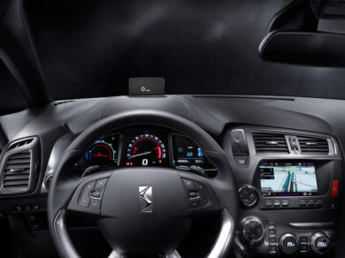 Nuova DS5, il 2016 connessa in tempo reale