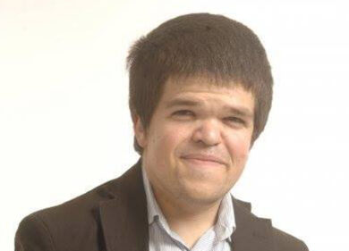 Davide Meneghini: dall’intervento di allungamento alla politica