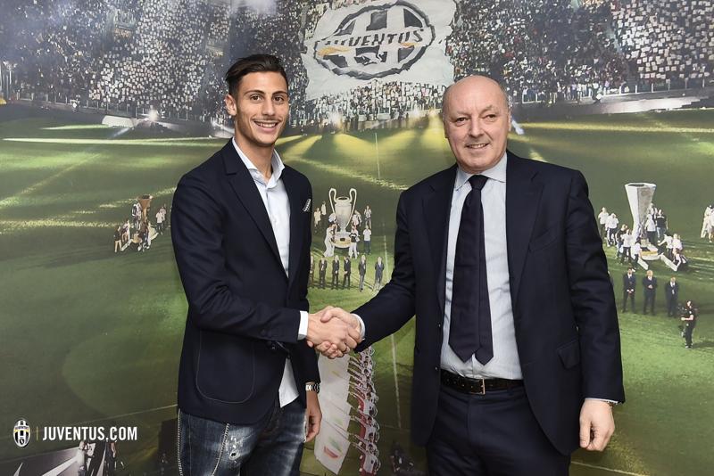 Juventus, Mandragora dal Genoa costa 6 milioni + 6 di bonus Juventus, Mandragora dal Genoa costa 6 milioni + 6 di bonus