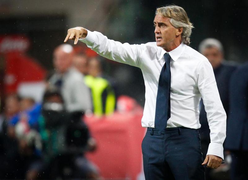 Caso Sarri – “Mancini diede del frocio di m… a un giornalista” Caso Sarri – “Mancini diede del frocio di m… a un giornalista”