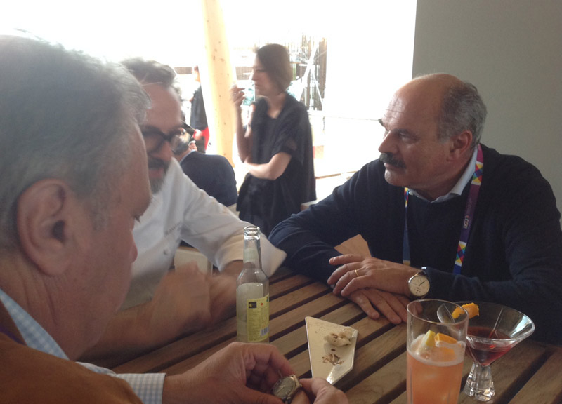 Eataly, offerte cinesi e Usa a Farinetti. E Tamburi entra in Beta Utensili Eataly, offerte cinesi e Usa a Farinetti. E Tamburi entra in Beta Utensili