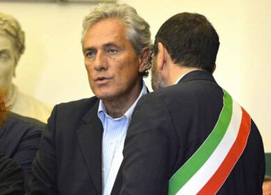 Storace invoca le primarie del centrodestra, Marino corre contro il Pd