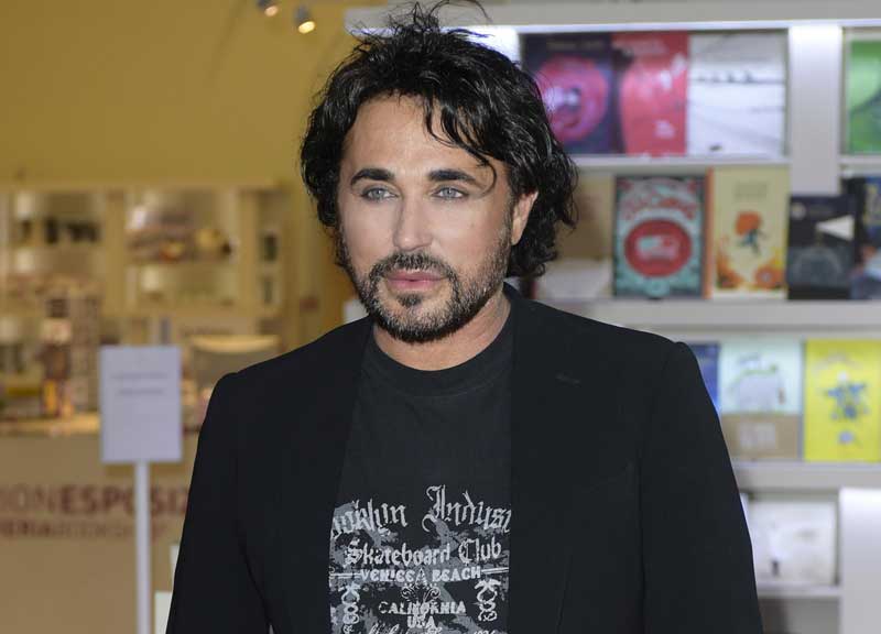 Scialpi e il marito ci mettono la faccia. Unioni civili: “L’Italia si svegli, è ora”
