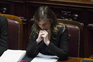 Banca Etruria, papà Boschi indagato per bancarotta?