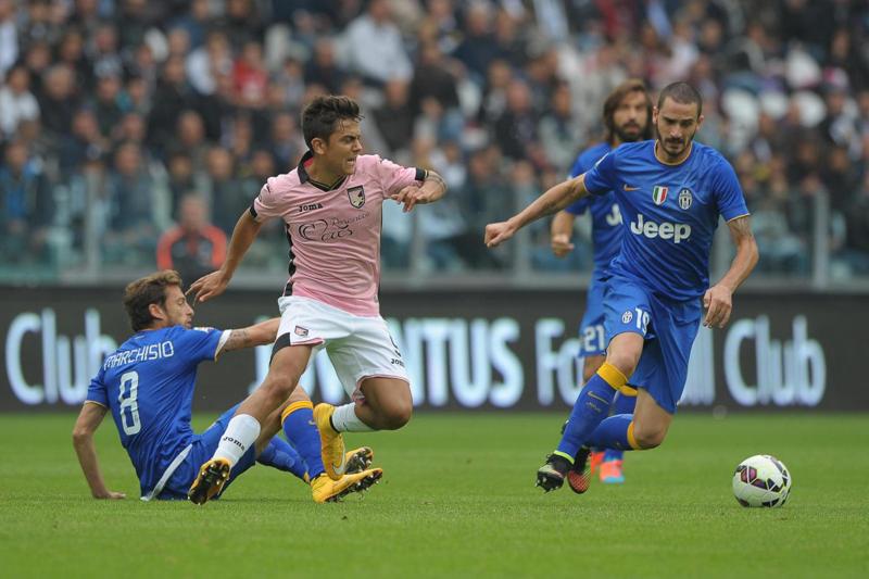 Dybala, Palermo condannato a una multa da 15 milioni di euro Dybala, Palermo condannato a una multa da 15 milioni di euro