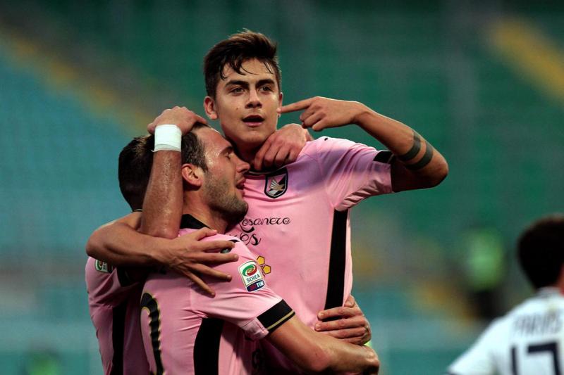 Dybala, Palermo condannato a una multa da 15 milioni di euro Dybala, Palermo condannato a una multa da 15 milioni di euro