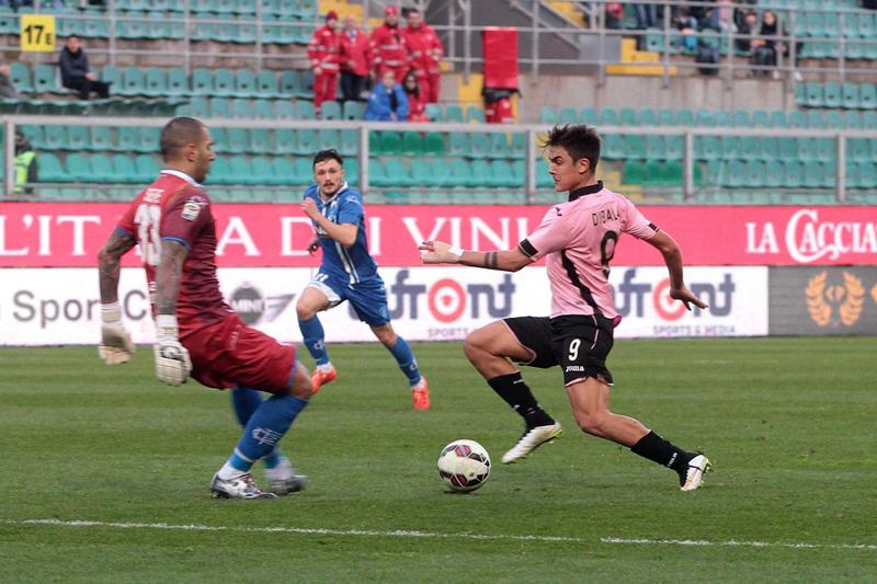 Dybala, Palermo condannato a una multa da 15 milioni di euro Dybala, Palermo condannato a una multa da 15 milioni di euro