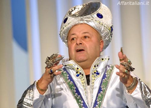 Giachetti come Spalletti: “Salviamo Roma”. La profezia del Divino Otelma: “Perde”