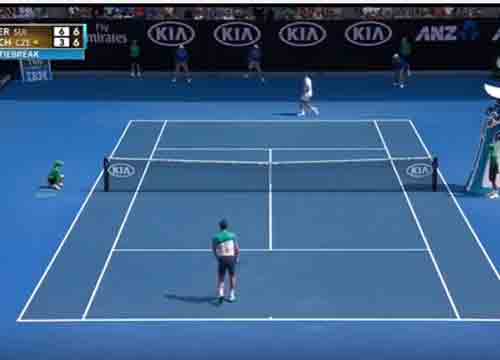Berdych colpisce un giudice di linea nelle parti intime. VIDEO Berdych colpisce un giudice di linea nelle parti intime. VIDEO