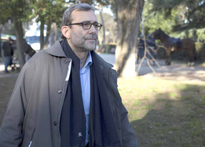 Sarà sindaco senza programma, Giachetti pensa solo al Pd Sarà sindaco senza programma, Giachetti pensa solo al Pd