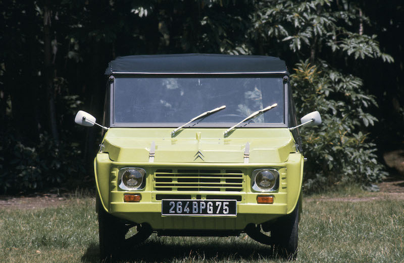 RETROMOBILE 2016:CITROËN MEHARI GUARDA  ALLA E-MEHARI!