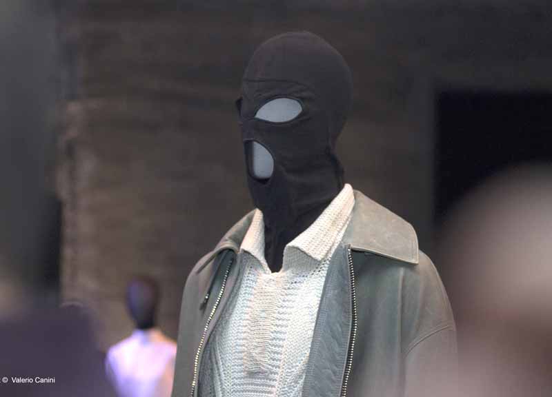 Con Balestra la donna torna dea. L’altamoda è nel nome di Atena Con Balestra la donna torna dea. L’altamoda è nel nome di Atena