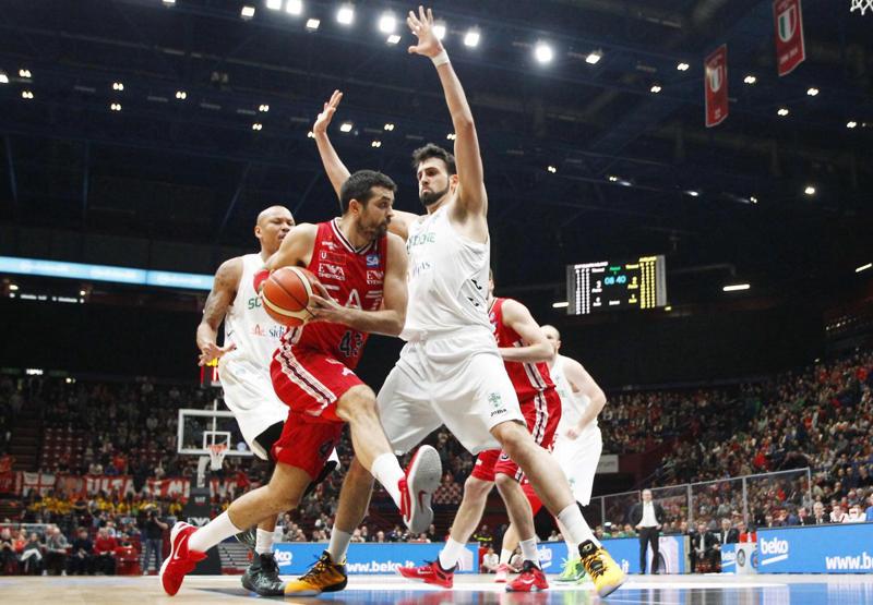 Kalnietis e Simon non bastano: Olimpia Milano perde in casa dopo 3 anni
