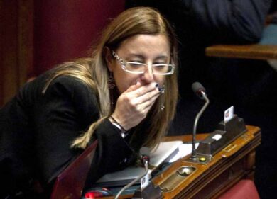 “Gravidanza strumentalizzata”. Lombardi contro Giorgia Meloni