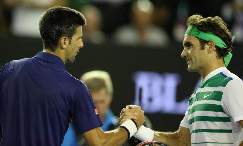 Roger Federer si ferma: operato al menisco. Stop di un mese Roger Federer si ferma: operato al menisco. Stop di un mese