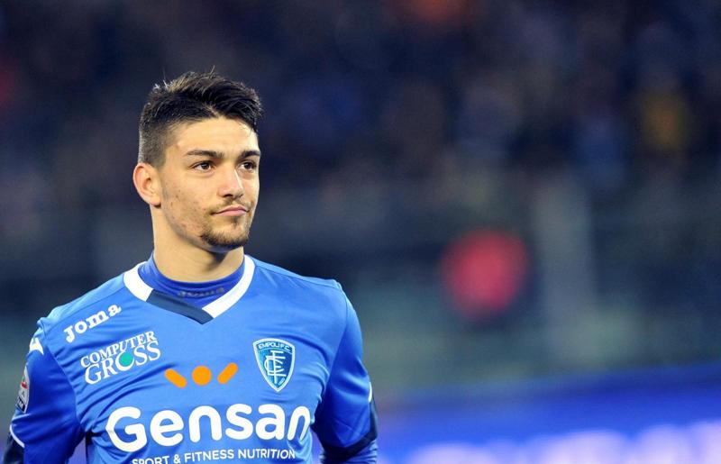 Barba come Grassi al Napoli: sbarca a Stoccarda ed è crack Barba come Grassi al Napoli: sbarca a Stoccarda ed è crack