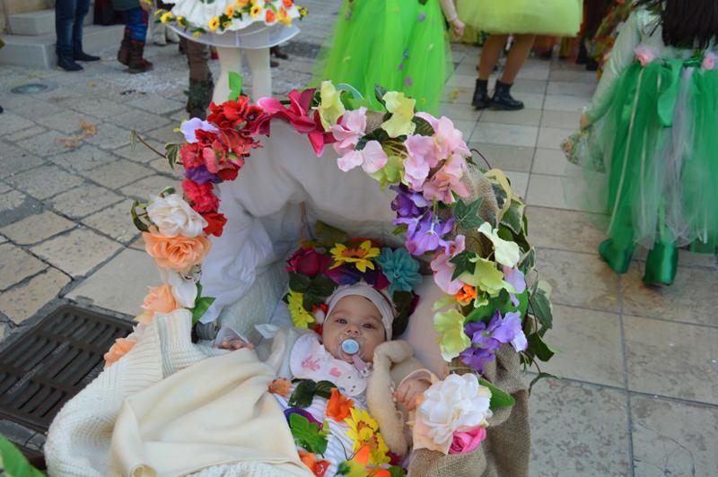 Supersano, nati per il Carnevale. Sfila tutto il paese