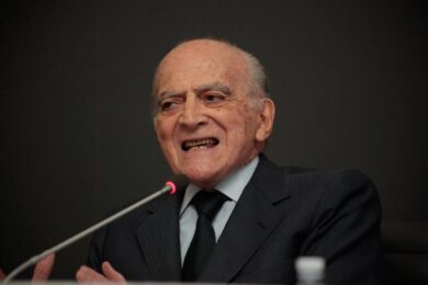 Bassetti, appello per Sala. Ultimi botti prima del voto. Il testo