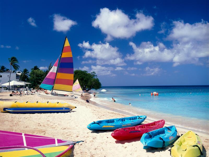 Barbados festeggia i 50 anni d’indipendenza. Sconti sui viaggi Barbados festeggia i 50 anni d’indipendenza. Sconti sui viaggi