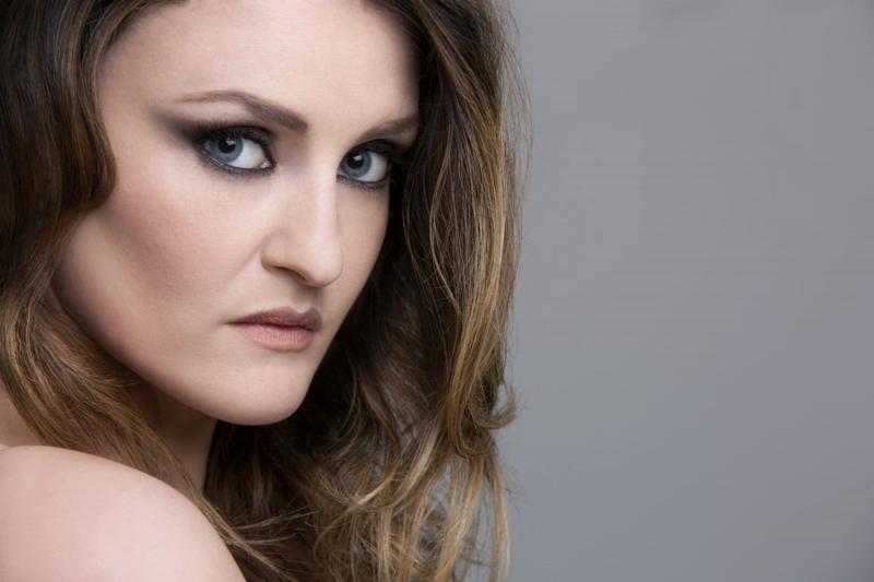 Irene Fornaciari: “Con Blu porto a Sanremo il dramma dei profughi” Irene Fornaciari: “Con Blu porto a Sanremo il dramma dei profughi”