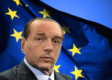Vola lo spread, Renzi come Berlusconi? “Sembrerebbe proprio di sì…”