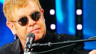 Sanremo, Festival pro unioni civili. Elton John: “Sono un padre felice”