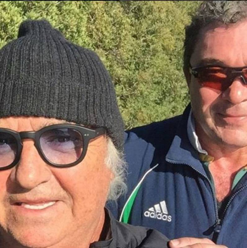 Briatore, è lifting? Flavio irriconoscibile. I fans: “Sembri Califano” Briatore, è lifting? Flavio irriconoscibile. I fans: “Sembri Califano”