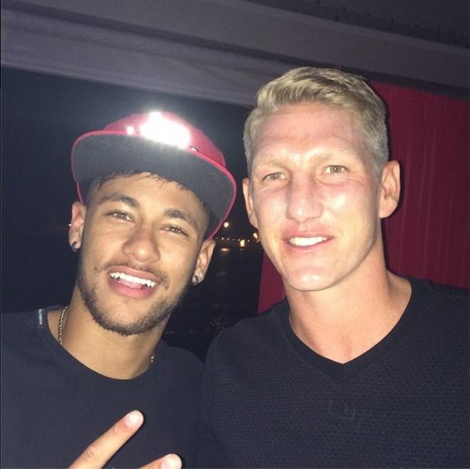 Neymar, pubblicità rimossa dalla Mecca. Offendeva l’Islam