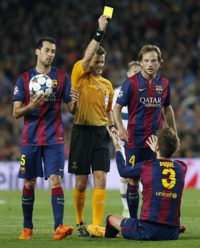 Juventus-Napoli, problema al polpaccio per Rizzoli. C’è Orsato