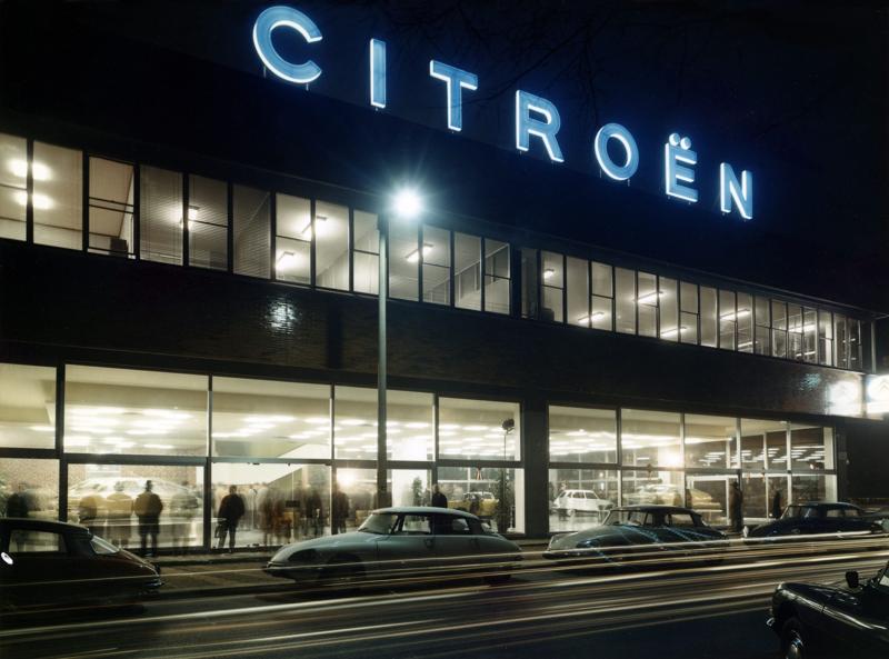 Citroen: 100 anni di storia a Milano