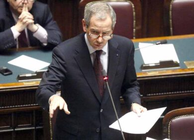 Bertolaso: “Sono un vecchio Dc mai votato per Berlusconi”