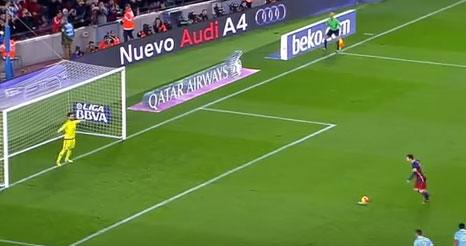 Barcellona: Messi rigore di seconda e segna Suarez. Scoppia la polemica Barcellona: Messi rigore di seconda e segna Suarez. Scoppia la polemica