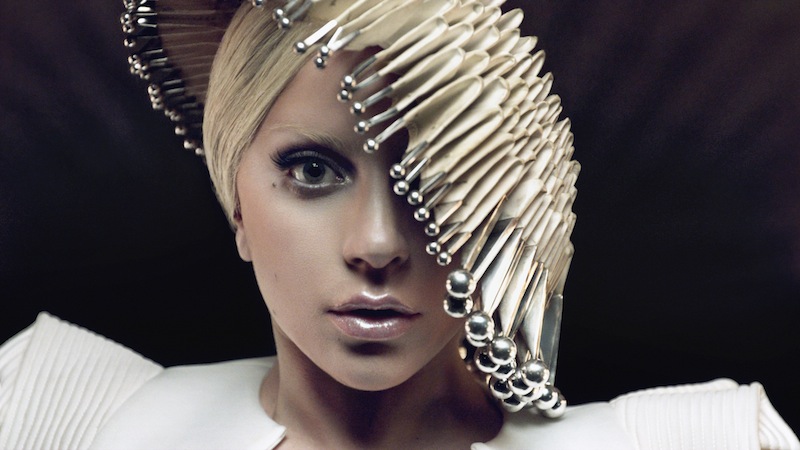 Intel con Lady Gaga: la tecnologia sul palco dei Grammy