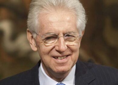 Gli attacchi di Monti a Renzi eterodiretti? Dubbi tra i deputati dem