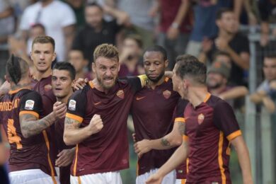 Roma, De Rossi si fa male al polpaccio. Mentre Strootman…