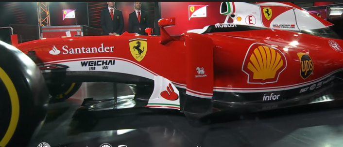 Ferrari si svela: ecco la SF16-H che sfiderà la Mercedes in F1 Ferrari si svela: ecco la SF16-H che sfiderà la Mercedes in F1