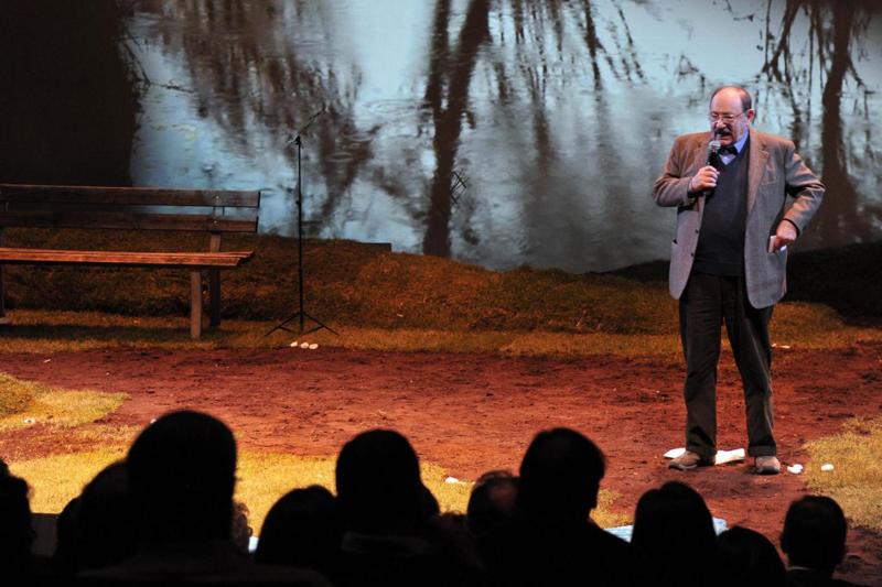 Una notte con Umberto Eco. Di Guido Oldani Una notte con Umberto Eco. Di Guido Oldani