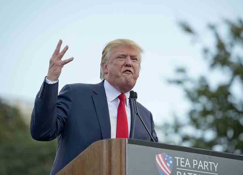 Usa/ Trump trionfa, Bush abbandona. Nevada, Clinton vince a fatica Usa/ Trump trionfa, Bush abbandona. Nevada, Clinton vince a fatica