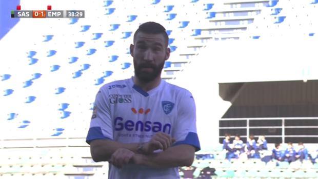 Tonelli, il gesto delle manette vale 3 giornate dal Giudice Sportivo Tonelli, il gesto delle manette vale 3 giornate dal Giudice Sportivo