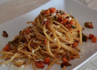 Vermicelli vegetariani e birra Moretti Baffo d’Oro