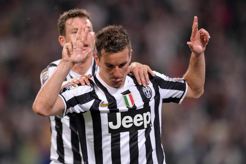 Juventus, 30 milioni di utile e rinnovo del contratto a Padoin