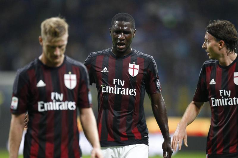 Milan, Zapata: “Tratto il rinnovo con i rossoneri” Milan, Zapata: “Tratto il rinnovo con i rossoneri”